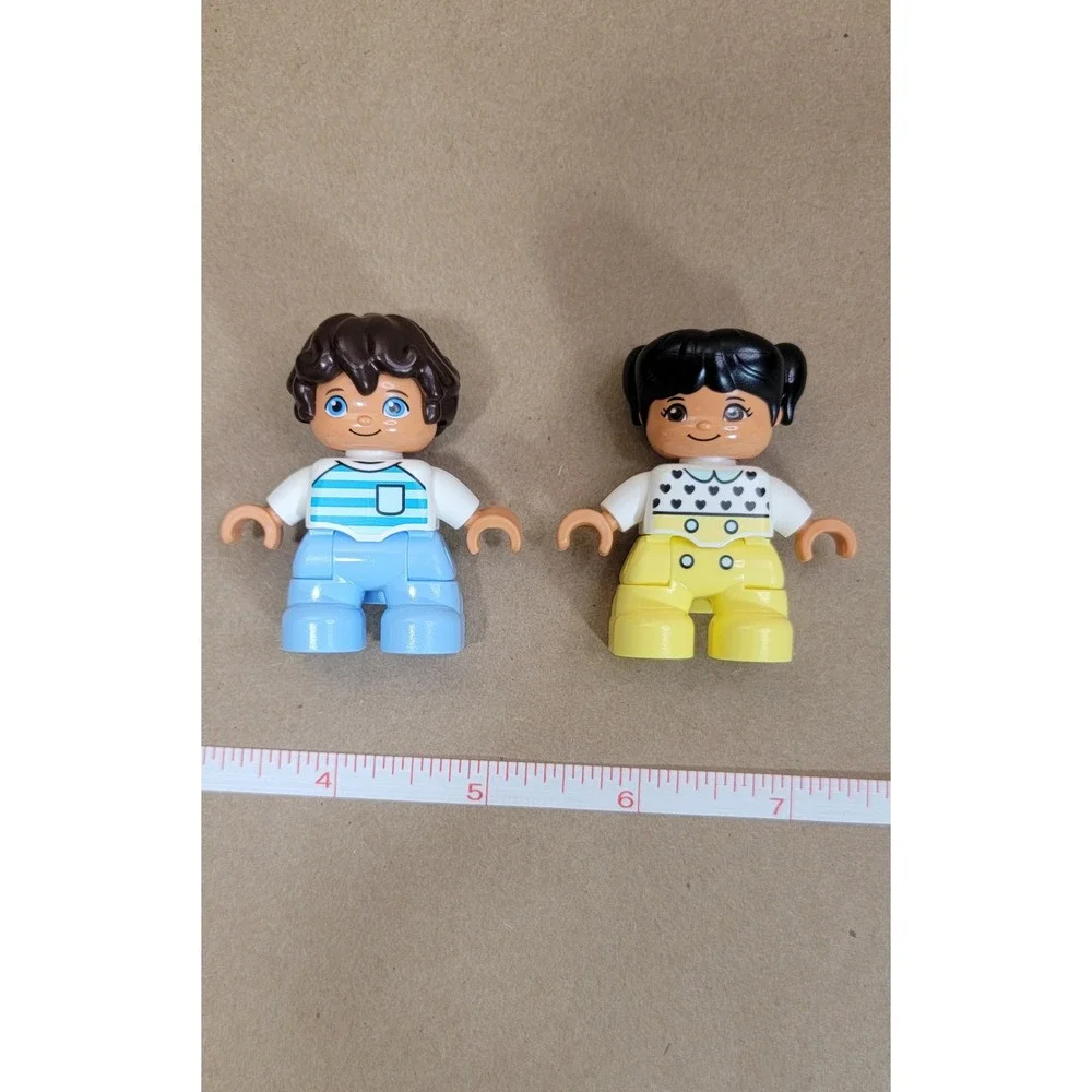 LEGO Duplo Figures Lot of 2 Boy Blue Stripes Girl Hearts Yellow Pants 2 Inch